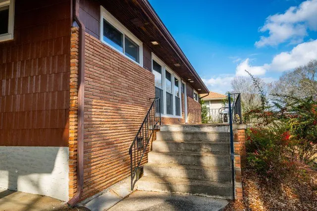 $262,600 | 321 Hillcrest Avenue, Chattanooga, TN 37411