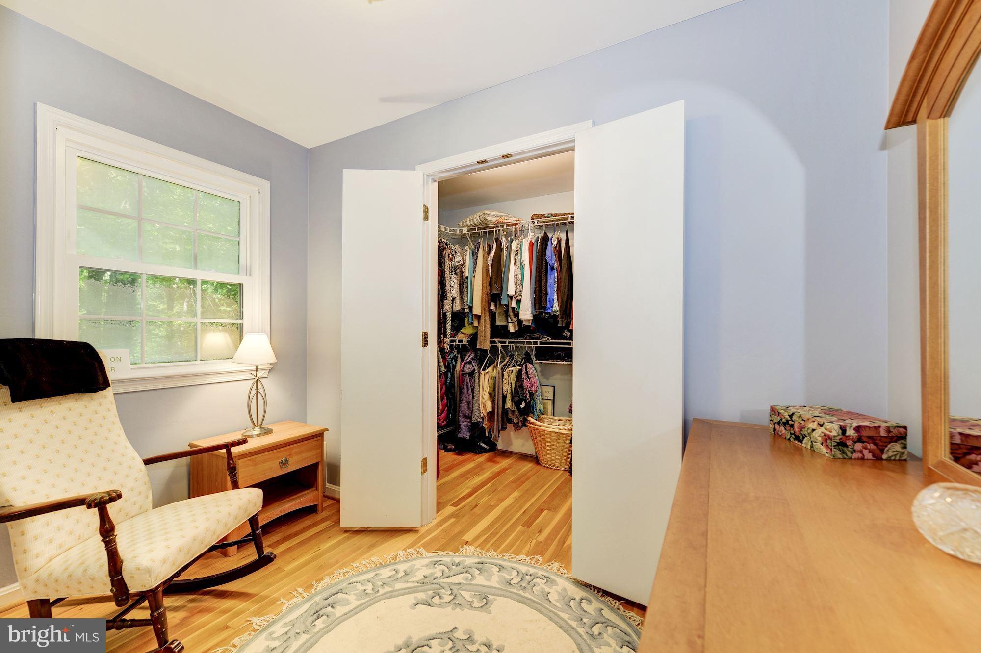11603 Clipstone Lane Reston, VA 20191 - Photo 15 of 30 a view of a living room