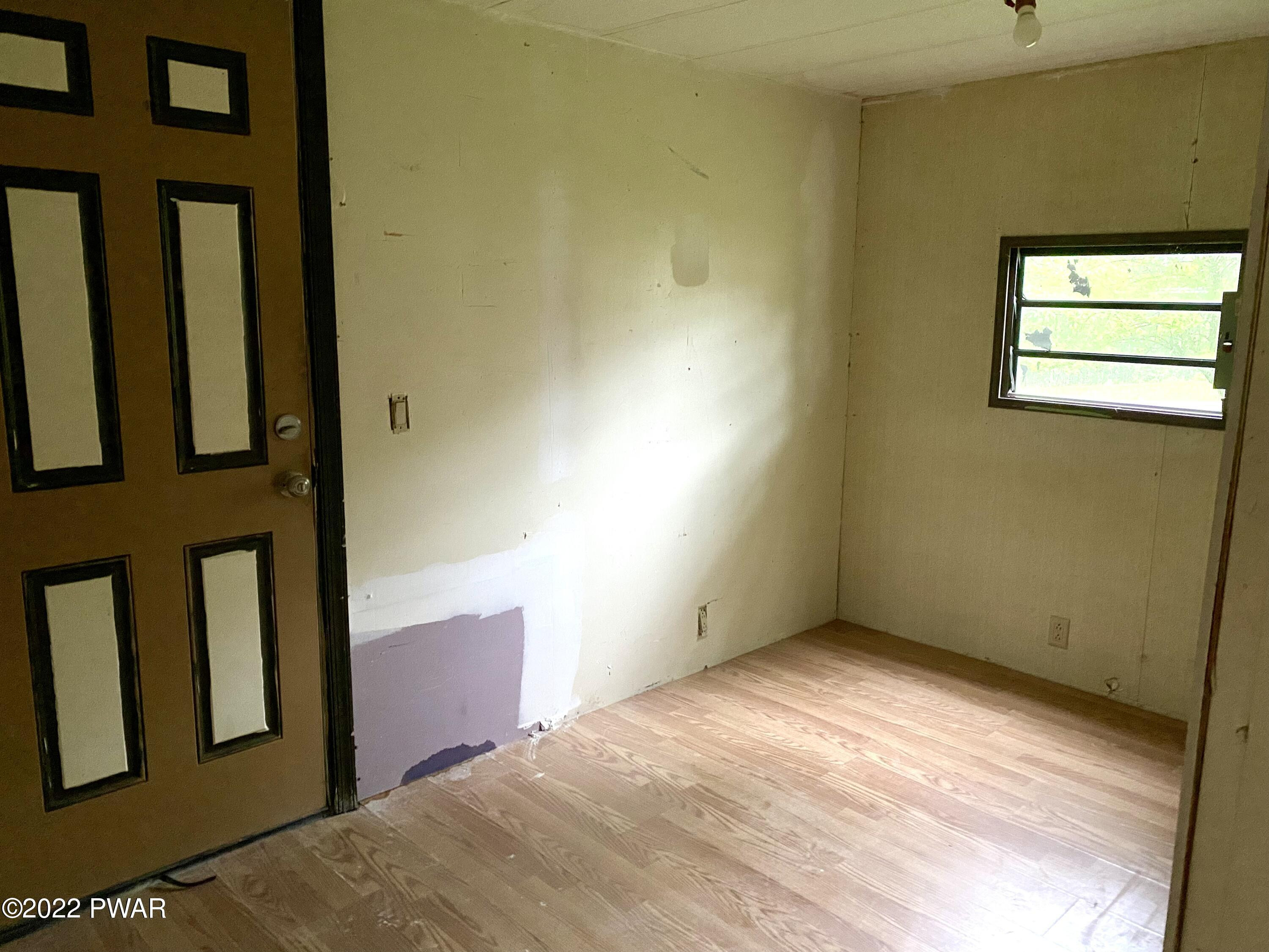 110 Big Bear Road Hawley, PA 18428 - Photo 6 of 10