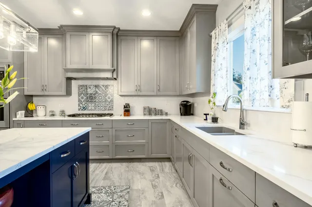 $1,125,000 | 3804 Brigata Drive, Valparaiso, IN 46385