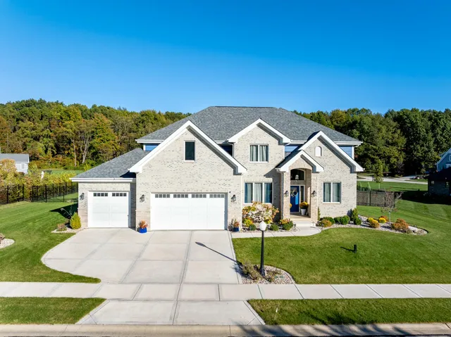 $1,125,000 | 3804 Brigata Drive, Valparaiso, IN 46385