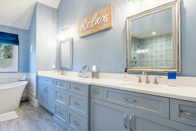 $1,125,000 | 3804 Brigata Drive, Valparaiso, IN 46385