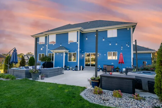 $1,125,000 | 3804 Brigata Drive, Valparaiso, IN 46385