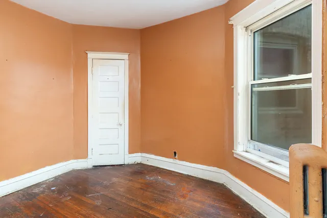 $449,000 | 5239 South Ingleside Avenue, Chicago, IL 60615