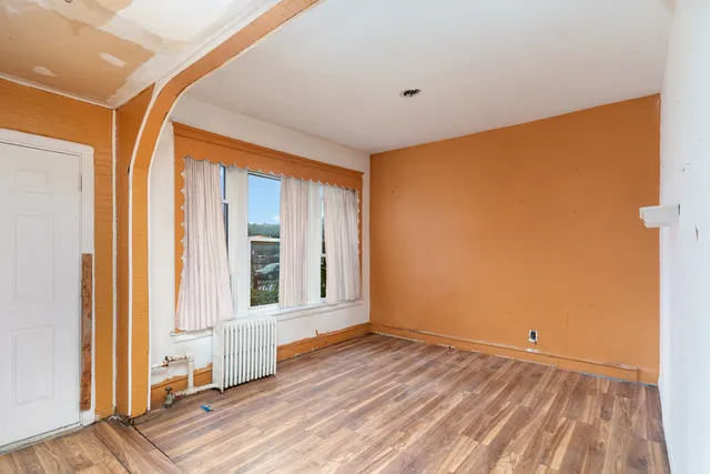 $449,000 | 5239 South Ingleside Avenue, Chicago, IL 60615