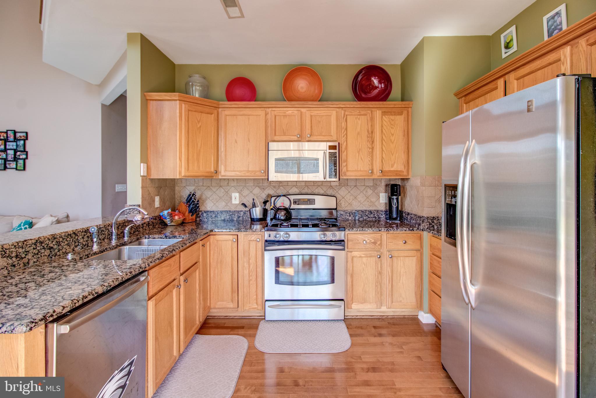 18 Manley Road Pennington, NJ 08534 - Photo 9 of 34
