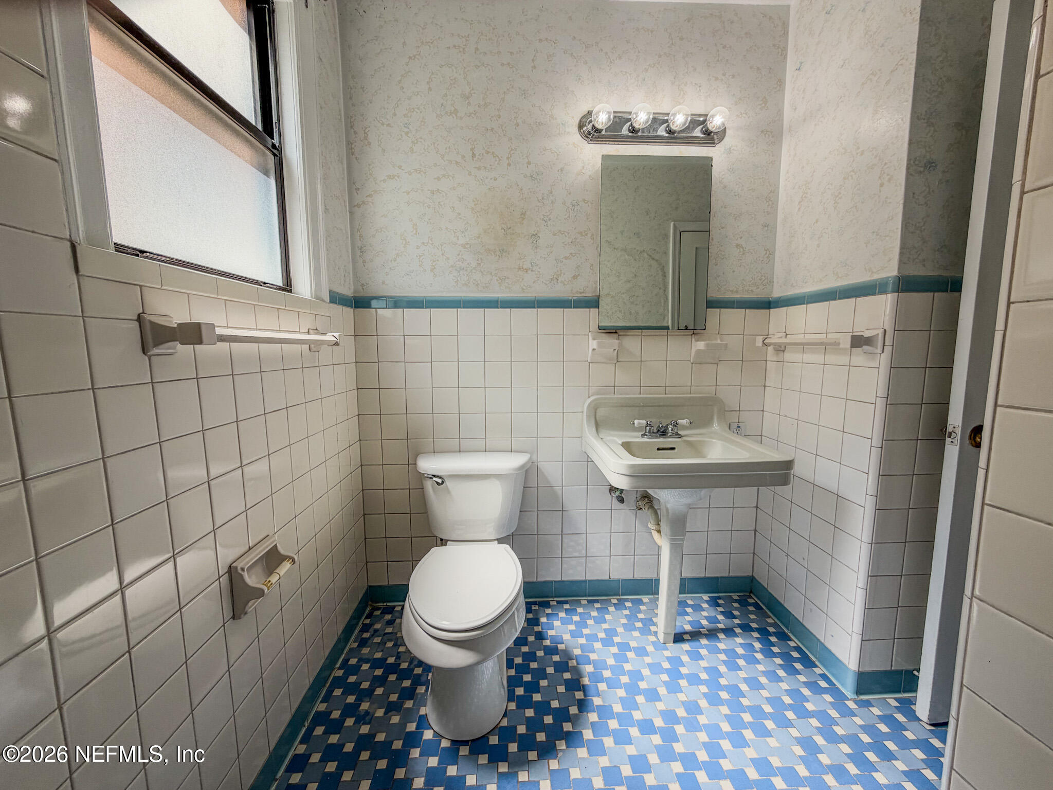 1733 River Road, Unit 2 Jacksonville, FL 32207 - Photo 11 of 16 IMG_7053 (1)