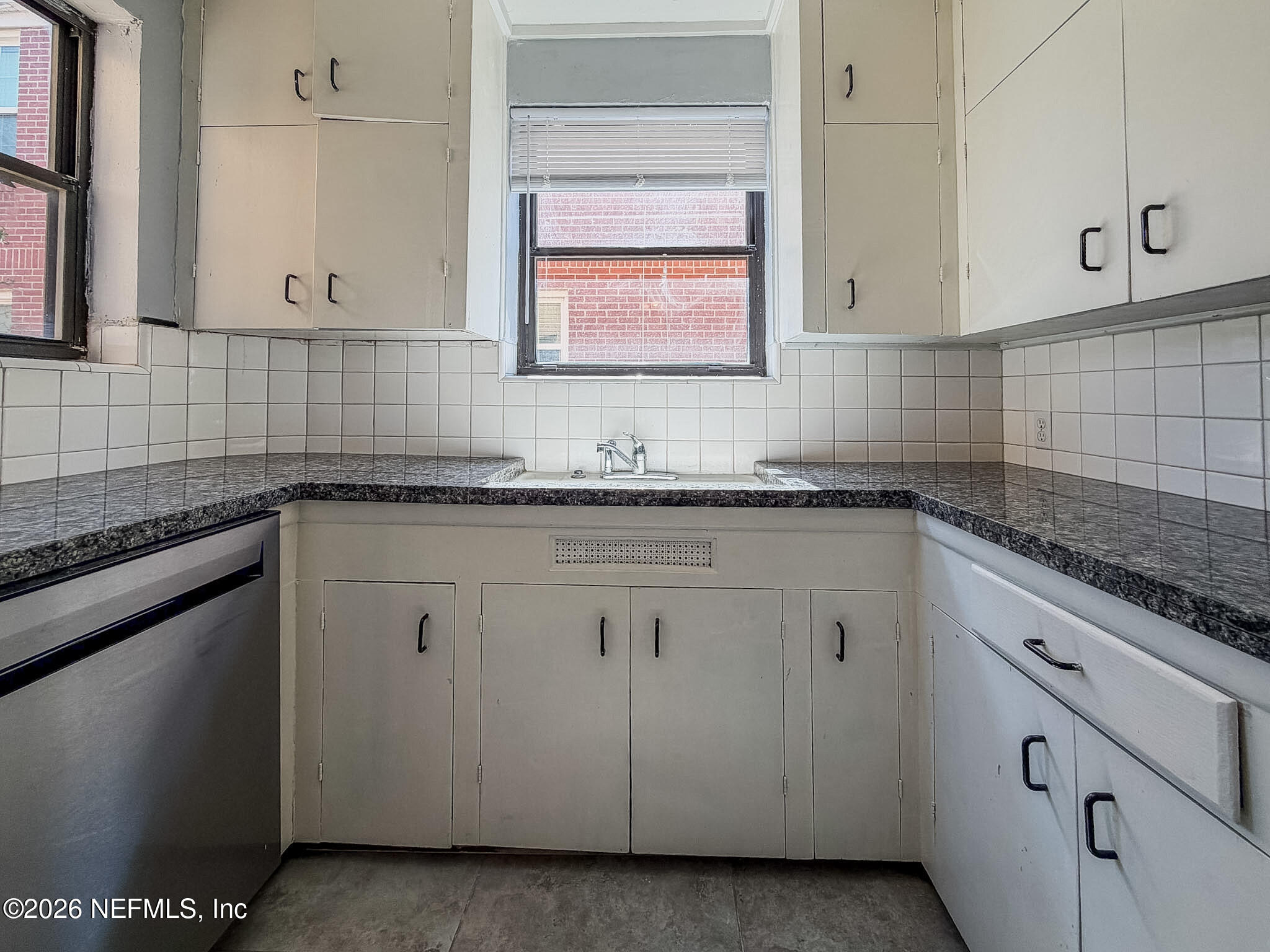 1733 River Road, Unit 2 Jacksonville, FL 32207 - Photo 7 of 16 IMG_7048 (1)