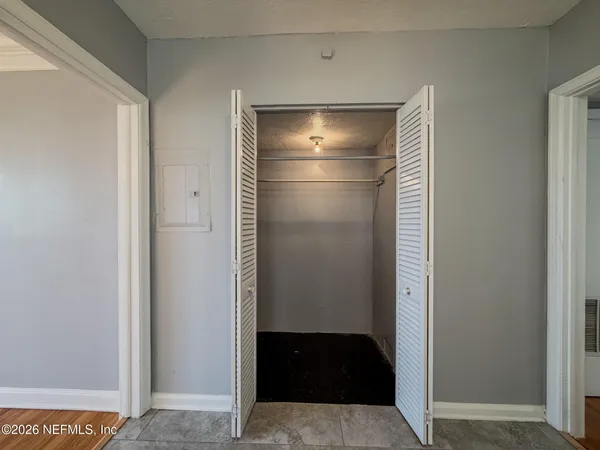 $1,400 | 1733 River Road, Unit 2, Jacksonville, FL 32207