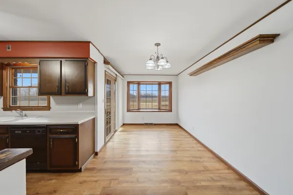 $279,900 | 34078-1800 County Road 1800 North, Arlington, IL 61312