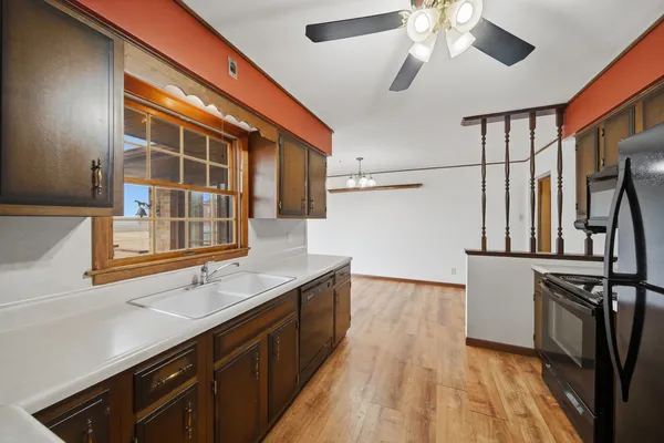 $279,900 | 34078-1800 County Road 1800 North, Arlington, IL 61312