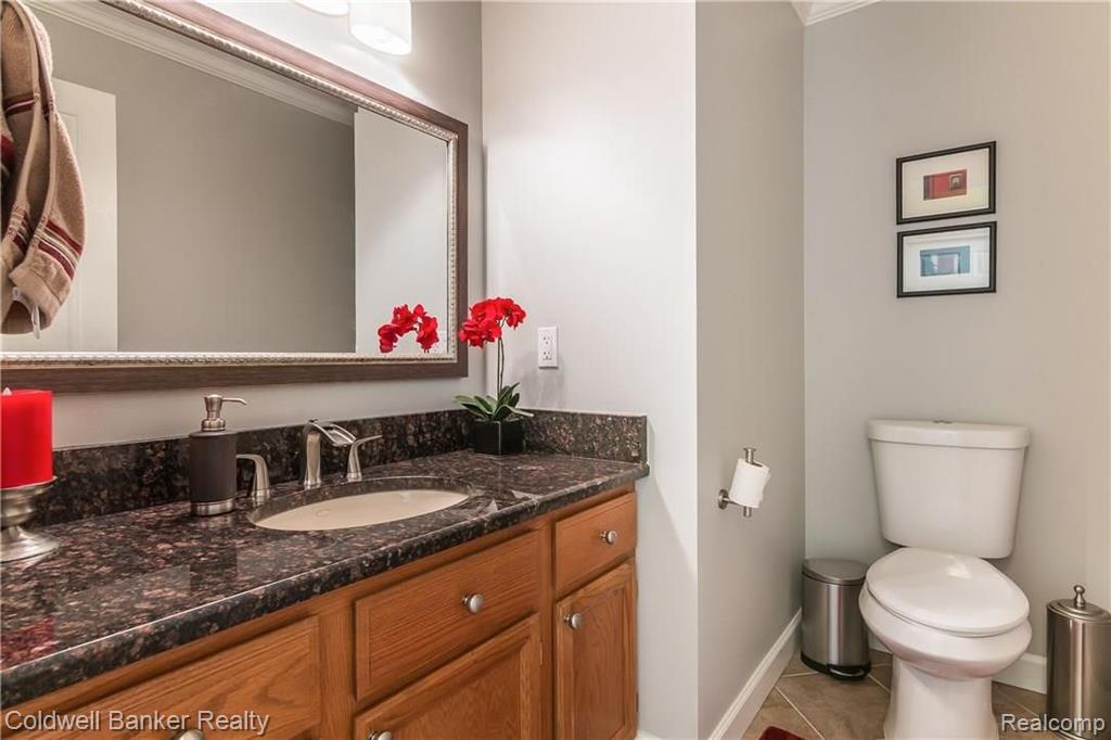2192 Rochelle Park Drive, Unit 112 Rochester Hills, MI 48309 - Photo 14 of 37
