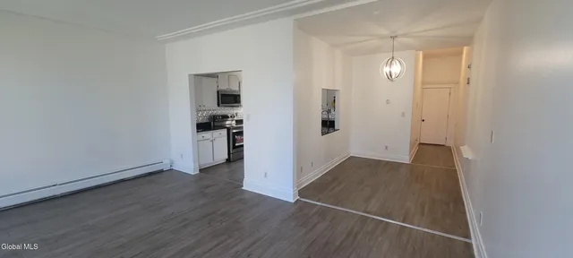 $1,850 | 9 St Joseph's Terrace, Unit 3A, Albany, NY 12210