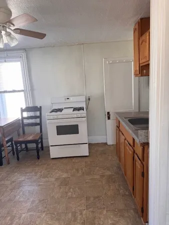 $1,400 | 23 Lawton Street, Unit 19, Pawtucket, RI 02860
