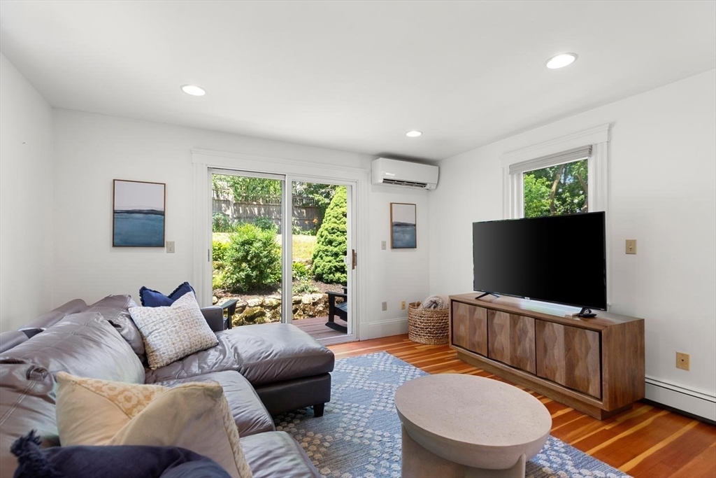 31 Fountain Road, Unit 1 Arlington, MA 02476 - Photo 14 of 29