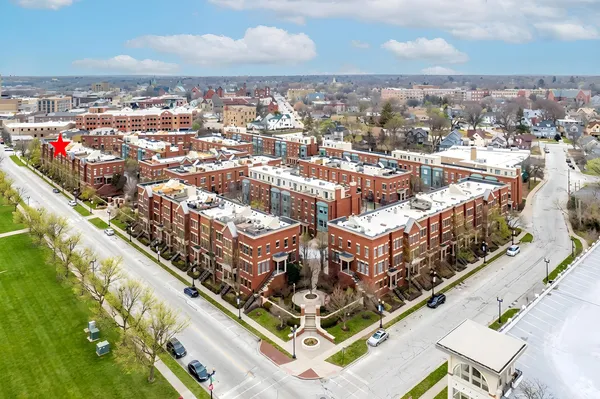 $349,900 | 141 South Grove Avenue, Elgin, IL 60120