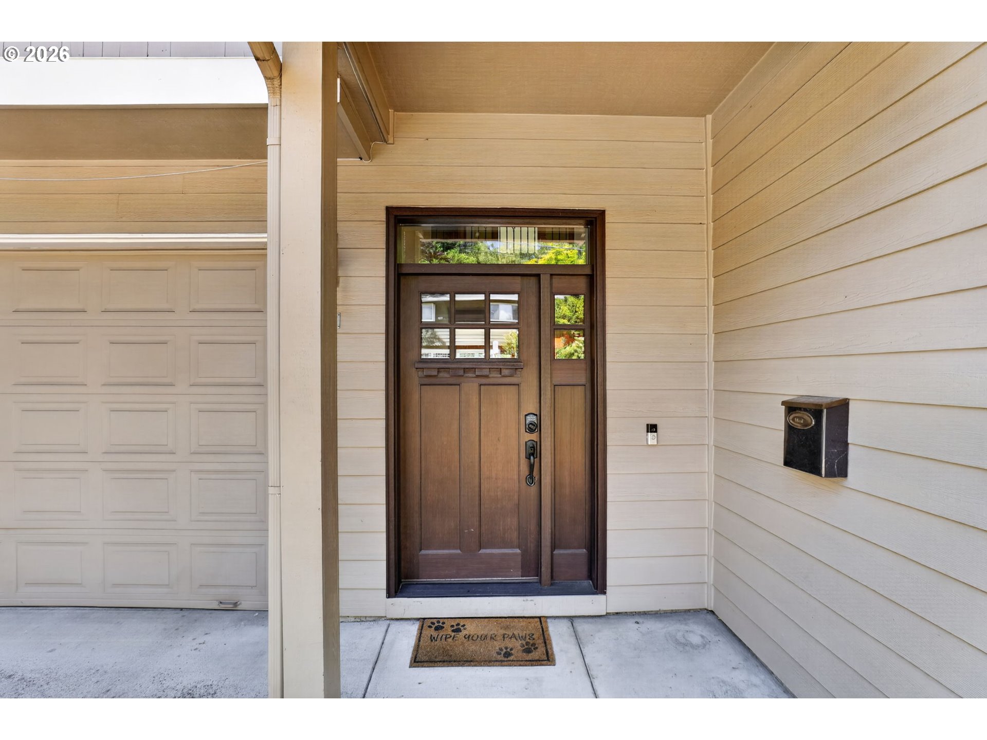 8311 Southwest 43rd Avenue Portland, OR 97219 - Photo 3 of 45 Entrance/Foyer