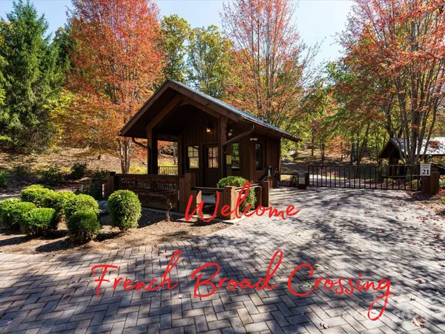 $124,900 | 2307 French Broad Parkway, Marshall, NC 28753