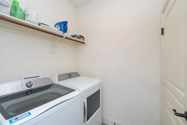 $3,500 | 205 Oakcrest Drive, Justin, TX 76247