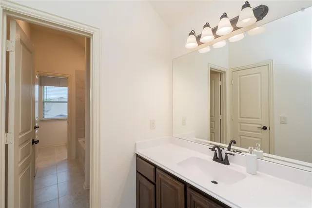 $3,500 | 205 Oakcrest Drive, Justin, TX 76247