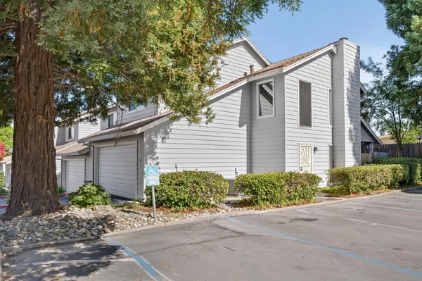 $399,900 | 1675 Vernon Street, Unit 41, Roseville, CA 95678