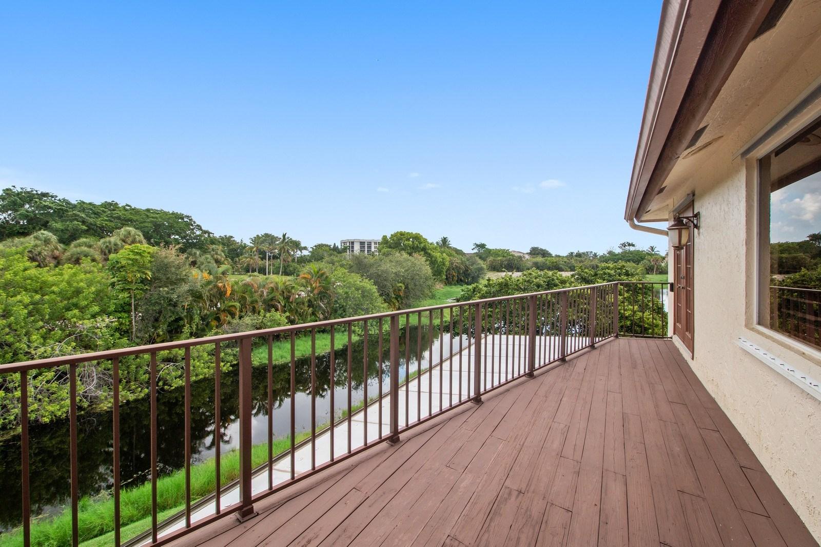 23102 L'Ermitage Circle Boca Raton, FL 33433 - Photo 30 of 34 BALCONY