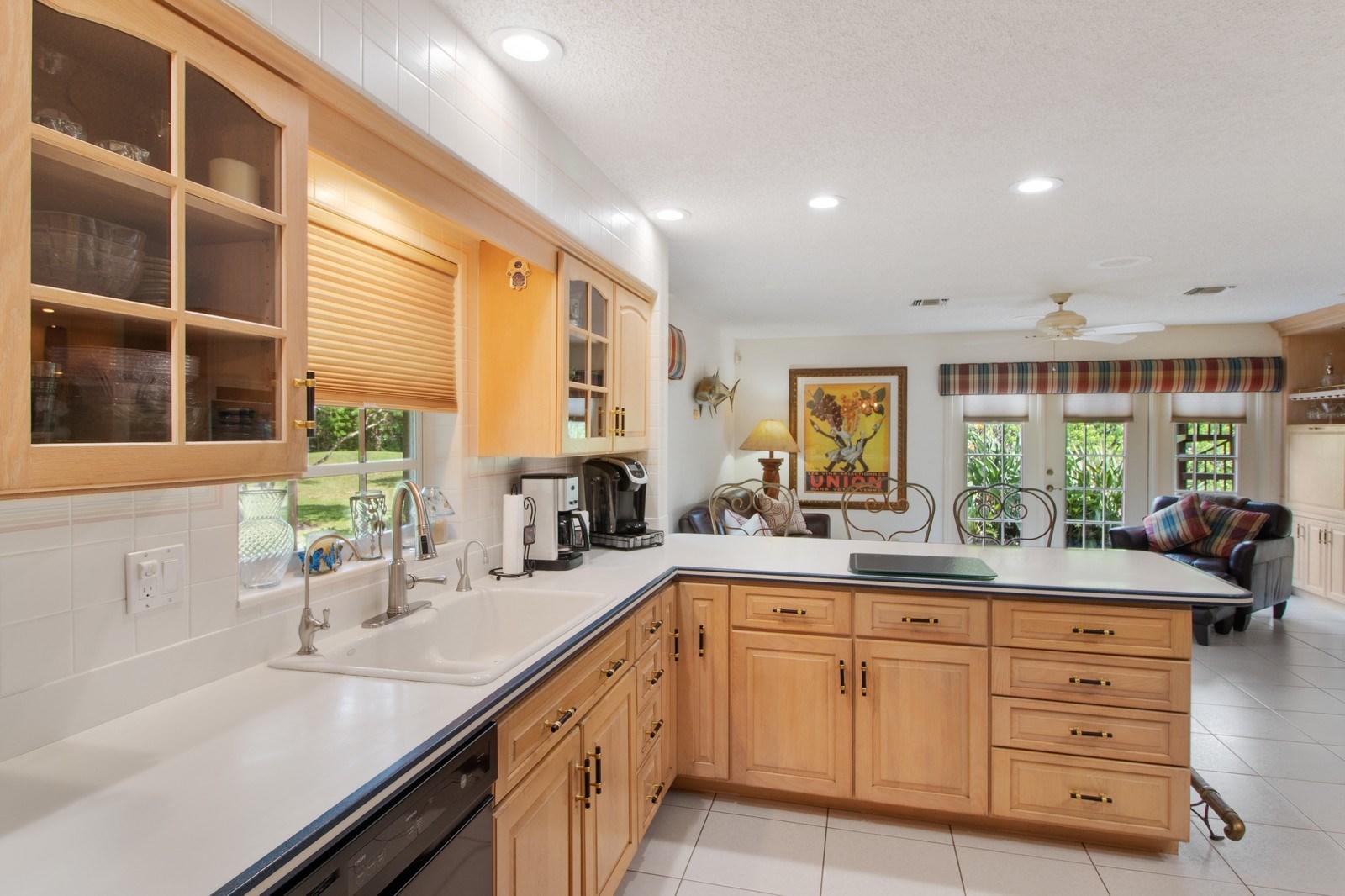 23102 L'Ermitage Circle Boca Raton, FL 33433 - Photo 8 of 34 KITCHEN