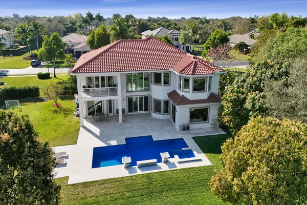 $2,695,000 | 2846 Juniper Lane, Davie, FL 33330