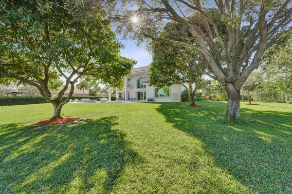 $2,695,000 | 2846 Juniper Lane, Davie, FL 33330
