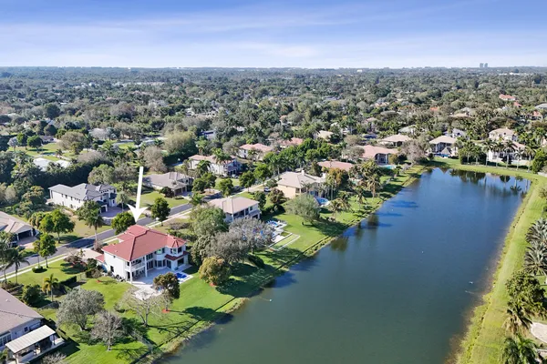 $2,695,000 | 2846 Juniper Lane, Davie, FL 33330