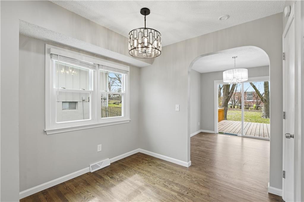 1202 Southwest Walnut Street Lee's Summit, MO 64081 - Photo 13 of 42