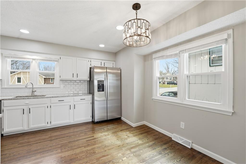 1202 Southwest Walnut Street Lee's Summit, MO 64081 - Photo 14 of 42