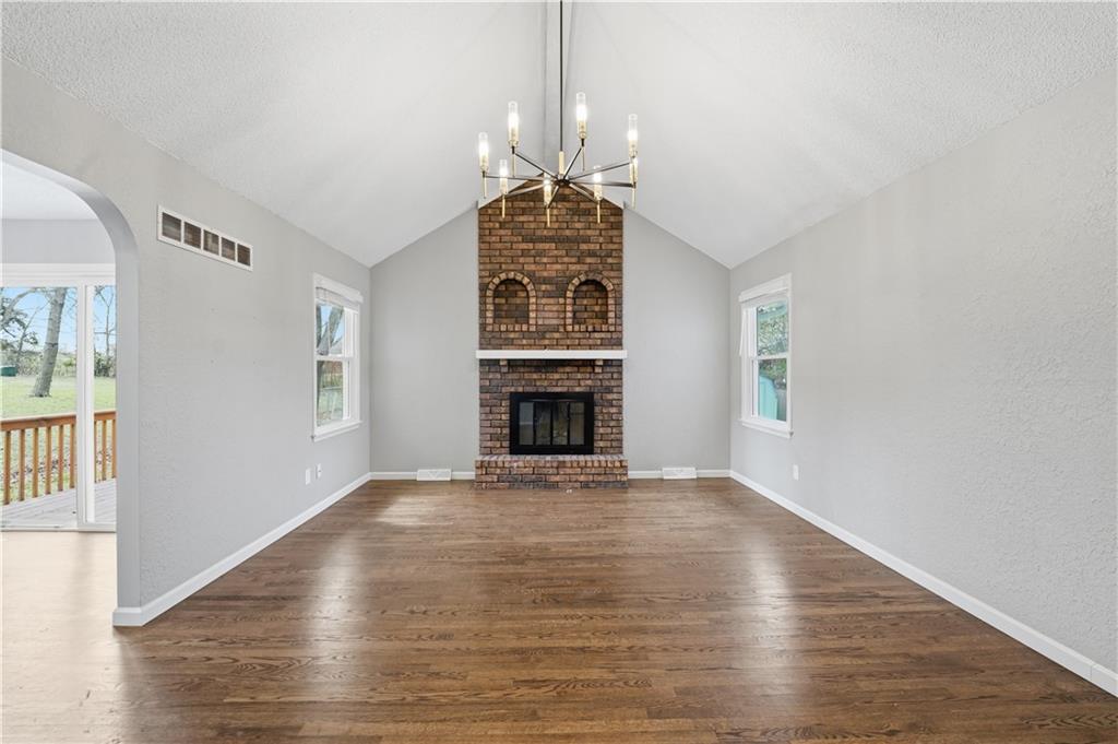 1202 Southwest Walnut Street Lee's Summit, MO 64081 - Photo 18 of 42