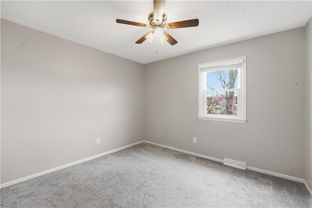 1202 Southwest Walnut Street Lee's Summit, MO 64081 - Photo 28 of 42