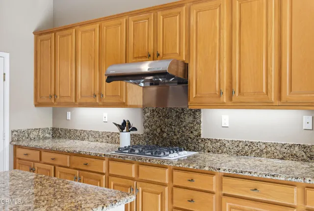 $1,225,000 | 1758 Via Pajaro, Camarillo, CA 93012