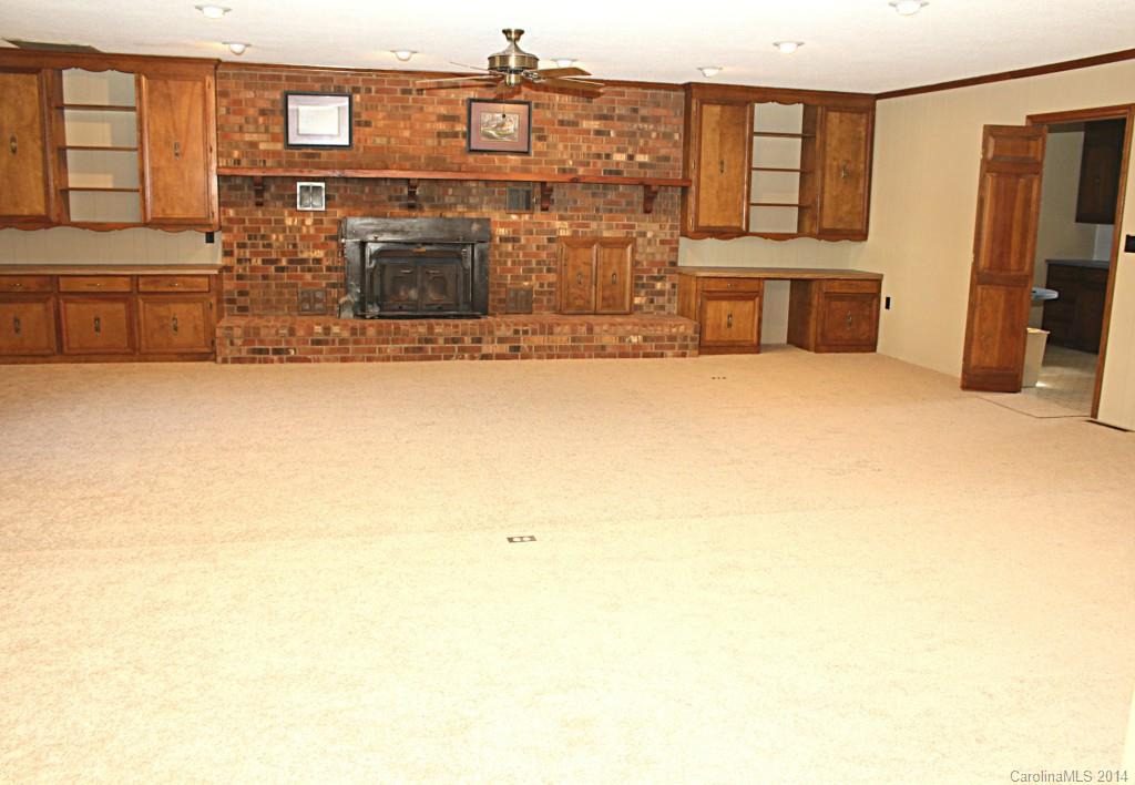403 Winecoff School Road Concord, NC 28027 - Photo 3 of 24