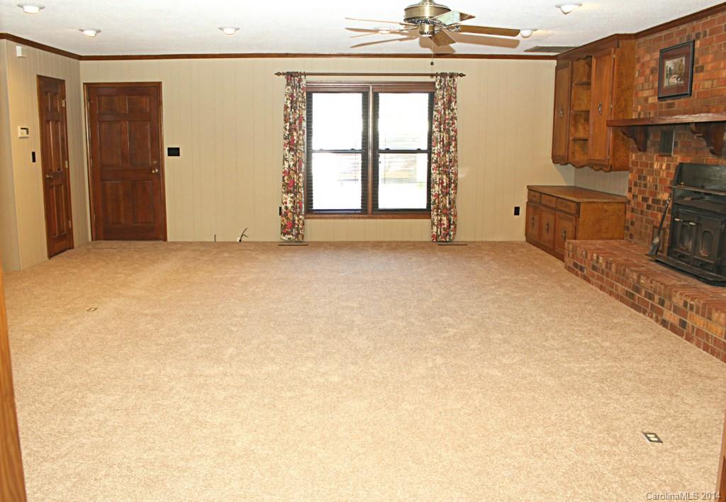 403 Winecoff School Road Concord, NC 28027 - Photo 4 of 24