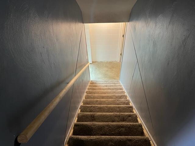 239 Ontario Road Niles, MI 49120 - Photo 25 of 35 Basement Stairs