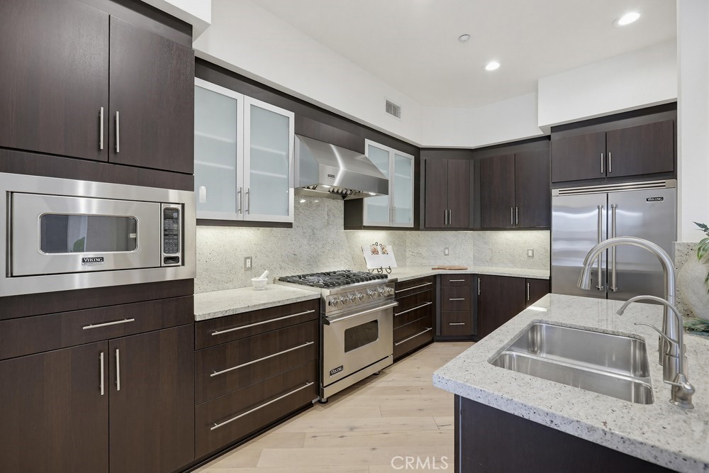 402 Rockefeller, Unit 406 Irvine, CA 92612 - Photo 15 of 75 Gallery Image 15