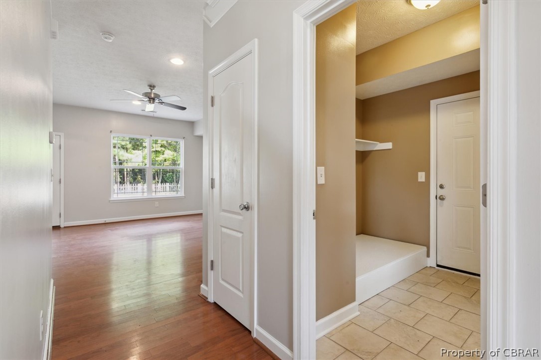 4007 Ordinary Loop Hayes, VA 23072 - Photo 8 of 39 Gallery Image 8