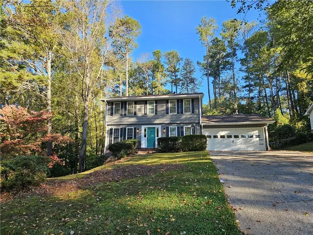 $3,195 | 4536 Mountain Creek Drive, Roswell, GA 30075