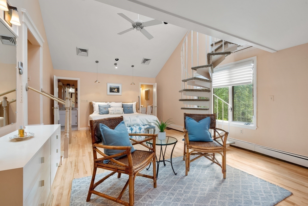 4 Gerald Road Marblehead, MA 01945 - Photo 18 of 42