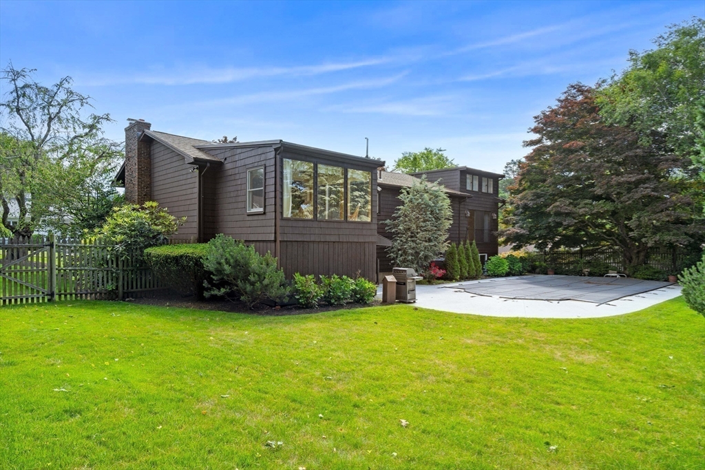 4 Gerald Road Marblehead, MA 01945 - Photo 2 of 42