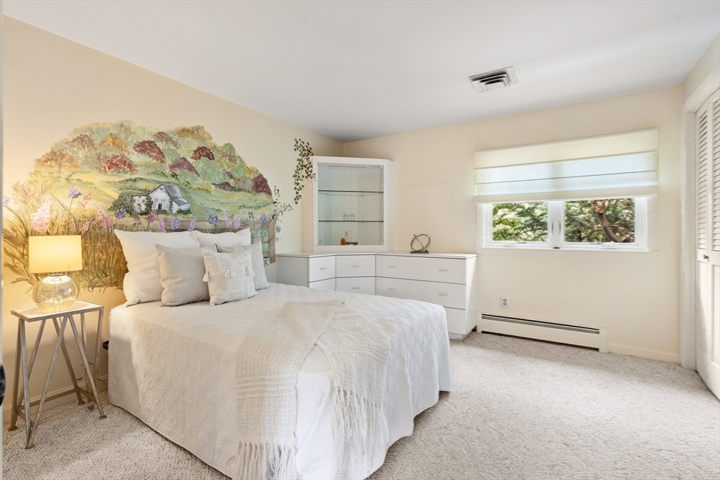 4 Gerald Road Marblehead, MA 01945 - Photo 22 of 42