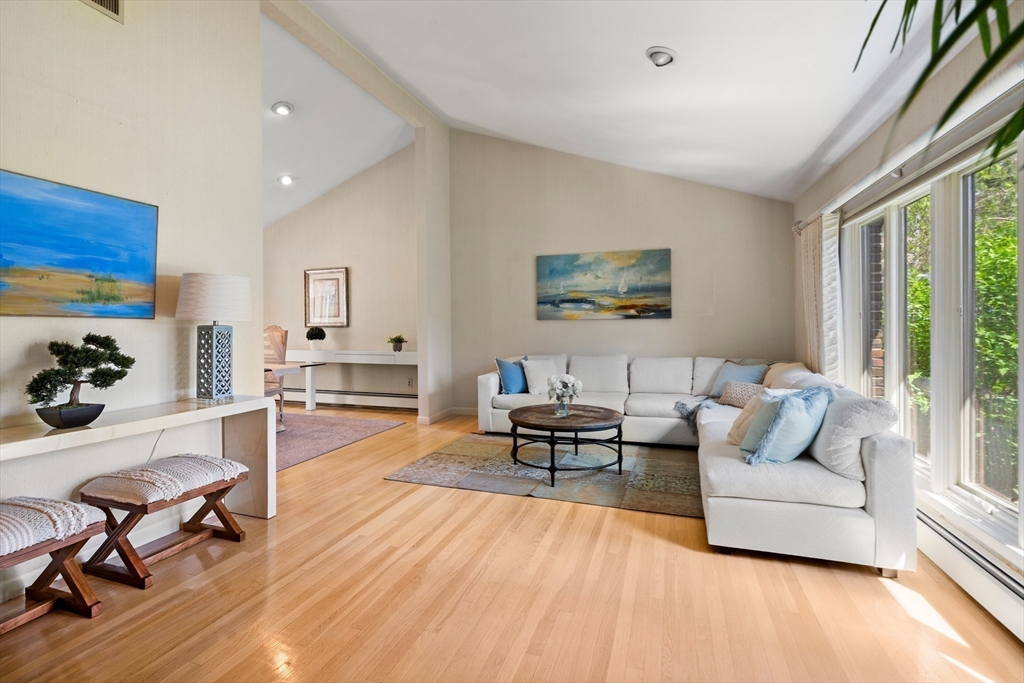 4 Gerald Road Marblehead, MA 01945 - Photo 4 of 42