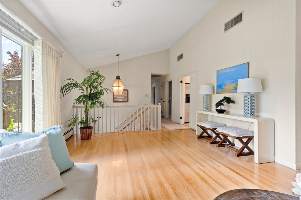4 Gerald Road Marblehead, MA 01945 - Photo 7 of 42
