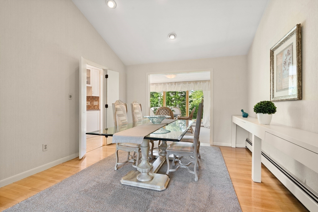 4 Gerald Road Marblehead, MA 01945 - Photo 8 of 42