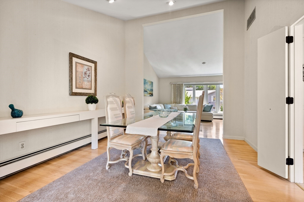 4 Gerald Road Marblehead, MA 01945 - Photo 9 of 42