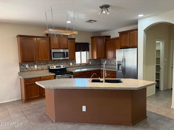 $409,000 | 381 South 165th Drive, Goodyear, AZ 85338