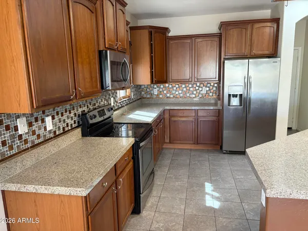 $409,000 | 381 South 165th Drive, Goodyear, AZ 85338